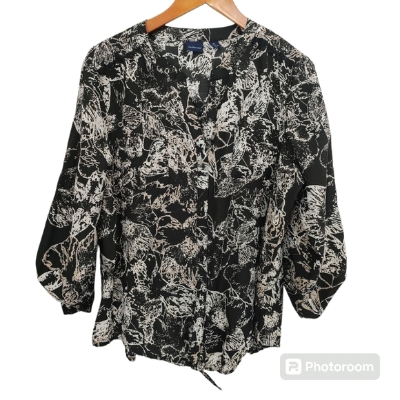 Westbound Black & Tan Print Button Down Tie Waist Top - Picture 1 of 7